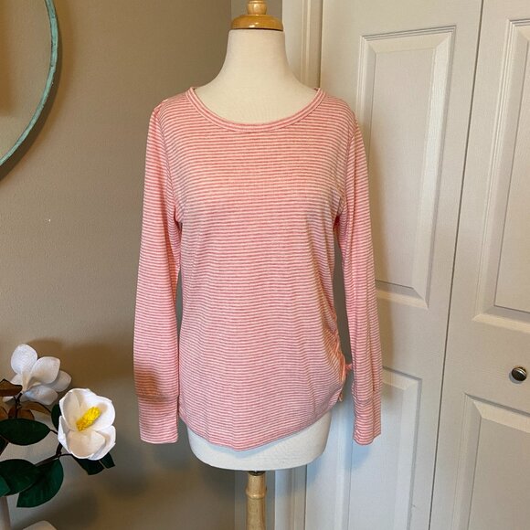 Evy's Tree Layering Leaves Top -NWT Medium, Pink Stripe Reversible to Polka Dots - Picture 1 of 12